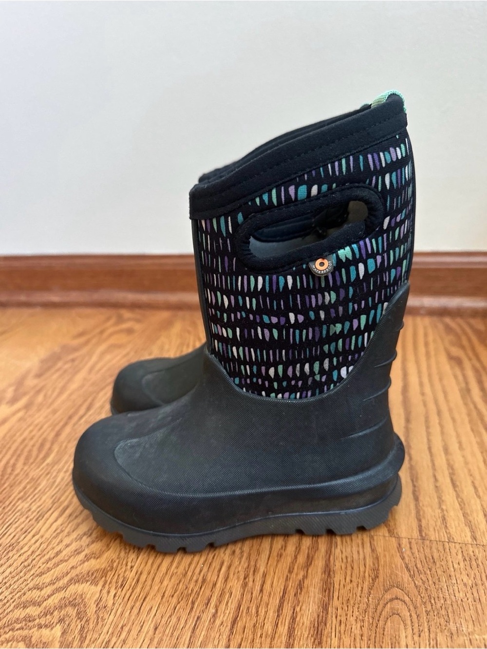 Bogs Neoclassic WP Snow Boots Girls Size 9 Black/Print